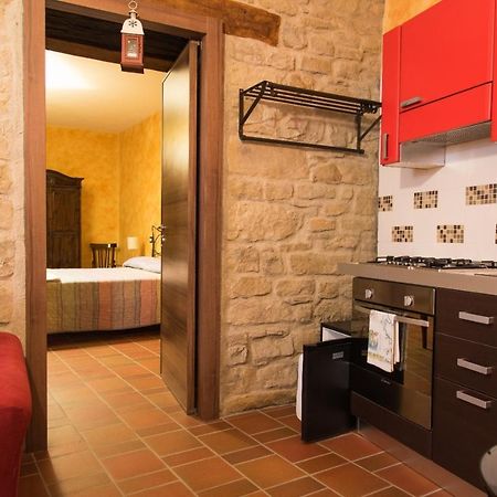 B&B La Casa Di Giulietta Castelmezzano Ngoại thất bức ảnh