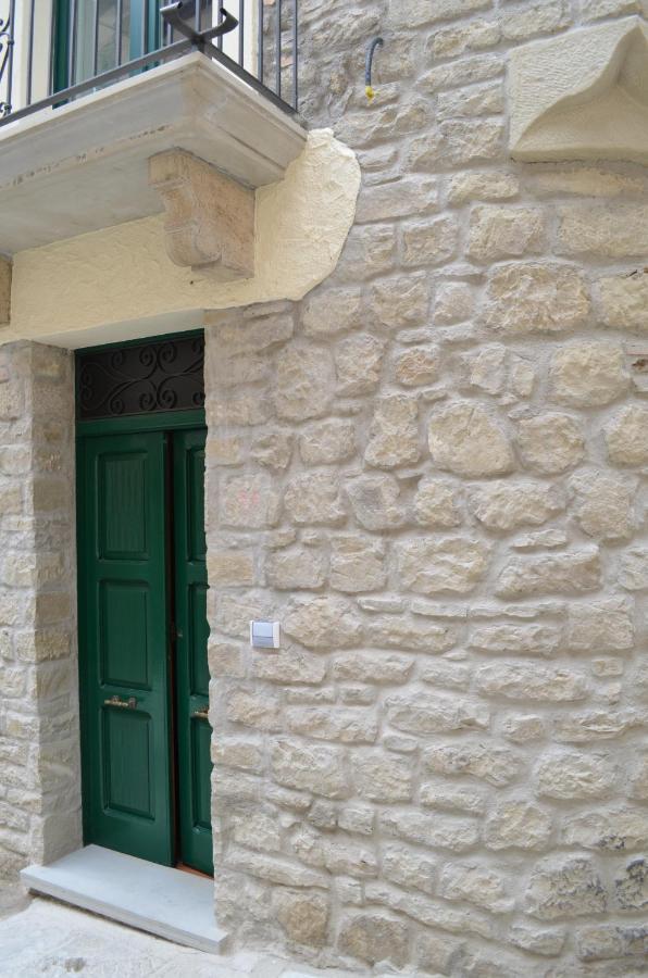 B&B La Casa Di Giulietta Castelmezzano Ngoại thất bức ảnh