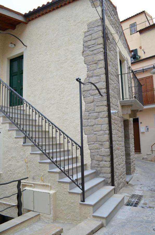 B&B La Casa Di Giulietta Castelmezzano Ngoại thất bức ảnh
